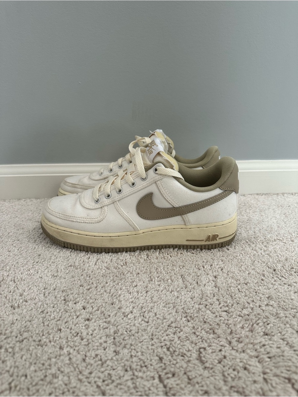 Nike Low-Top Sneakers — Cream with Tan Swoosh